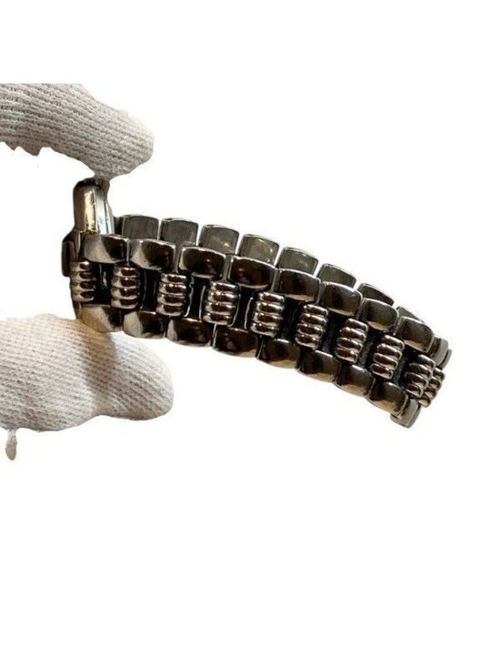 Dior Octagon Quartz Watch main image 5